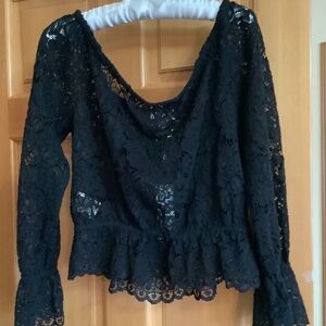 Women’s black elastic lace top